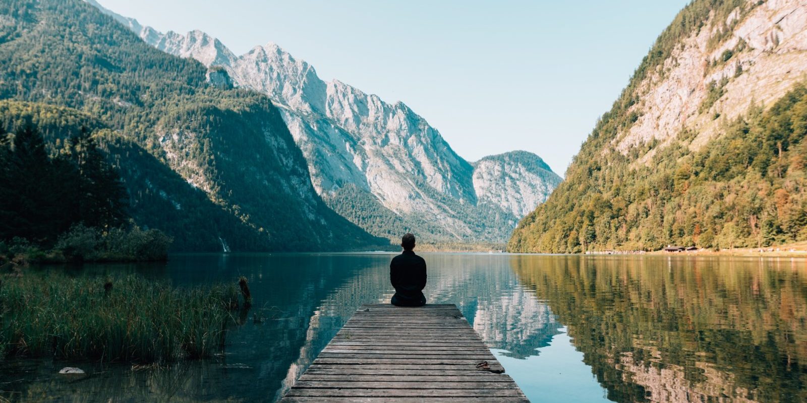 simon-migaj-421505-unsplash Man meditating